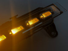 Laden Sie das Bild in den Galerie-Viewer, Autunik LED Daytime Running Light DRL Turn Signals Fog Lamps For Audi Q7 2007-2009 dr2
