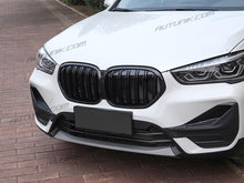 Cargar imagen en el visor de la galería, Gloss Black Front Kidney Grille for BMW X1 F48 LCI 2020-2022 fg118