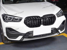 Load image into Gallery viewer, Gloss Black Front Kidney Grille for BMW X1 F48 LCI 2020-2022 fg118