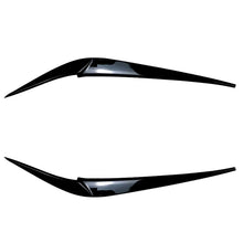 Cargar imagen en el visor de la galería, Carbon Black Headlight Eyelid Cover Trim For BMW X3 X4 G01 G02 2019-2022